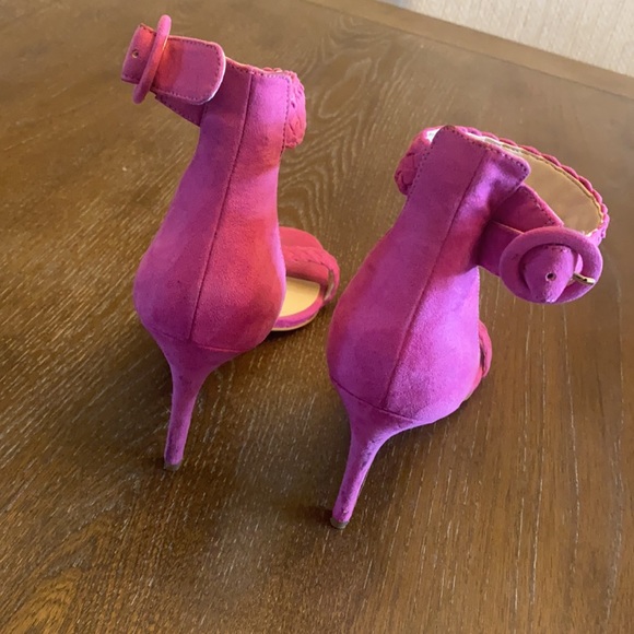 Marc Fisher Heels - Picture 3 of 4